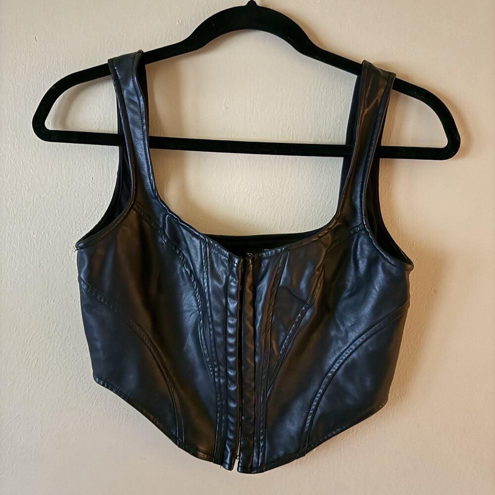 Y2K Baddie Clubwear Goth Glam Cyberpunk Festival Edgy Chic Corset Small Boned
